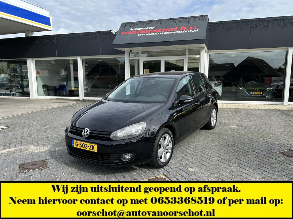 55993048